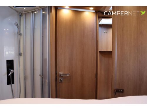 Carthago C-Tourer I 150 QB 170hp Automatic | As good as new | Queens bed | Separate shower | Double floor | Lift bed | Luxury | LED main photo: 23