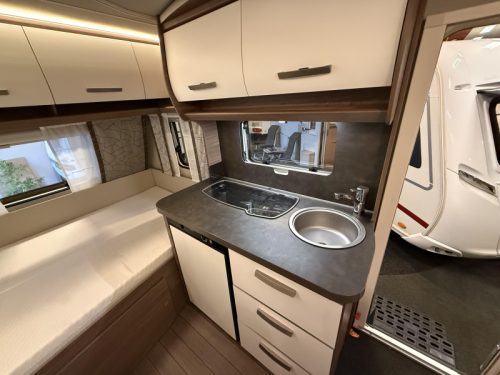 Knaus Sport 400 QD FIXED BED MOVER AWNING(TOP)  photo: 13