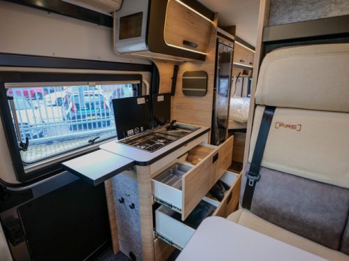 Weinsberg CaraBus 630 ME AUTOMATIC SINGLE BEDS 2027! photo: 14