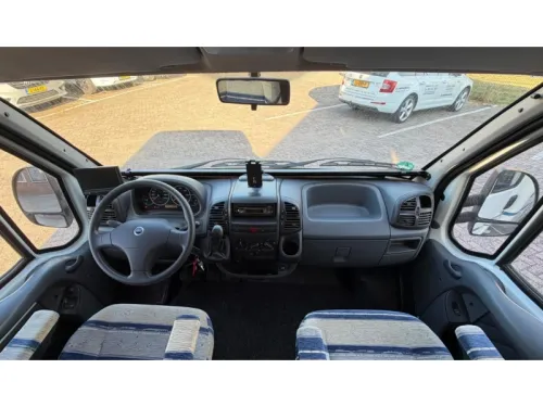 Adria Coral 660 SL Camping-car NL (NAP) 1er propri&eacute;taire photo : 13