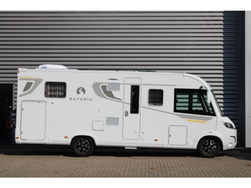 Bavaria I 720 Queensbed 140HP Roof air conditioning photo: 19