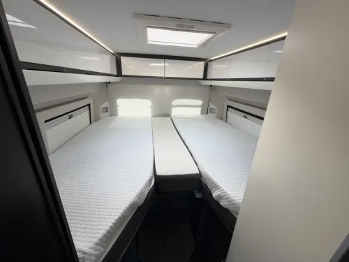 Adria Supreme 640 SLB Einzelbetten Automatik 24 Foto: 15