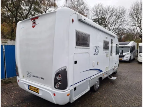 B&uuml;rstner Elegance 690 I 205CM BED-LPG+ZONNEPANEEL Foto: 18