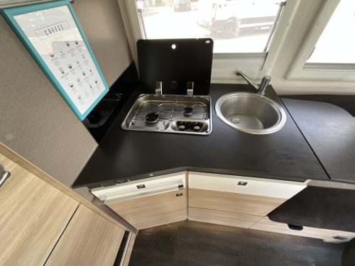 Challenger 337 GA with single beds photo: 22