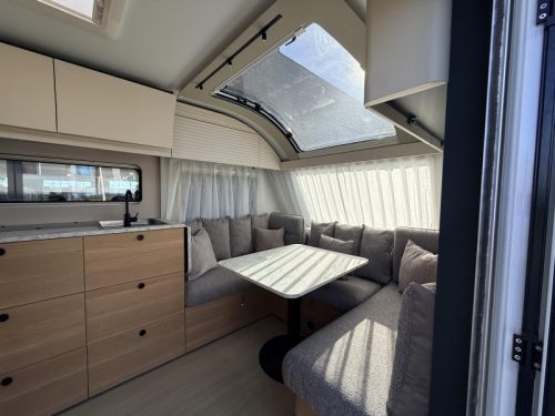 Adria Adora 522 UP FREE AIR CONDITIONING photo: 12