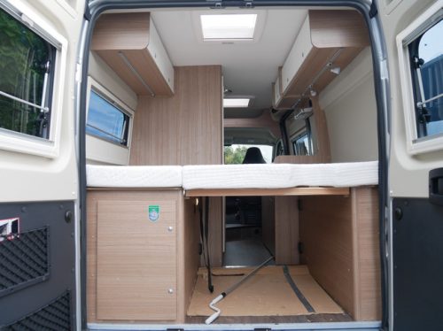 Carado CV 540, 5.40 Meter Van conversion, Transverse bed!! photo: 18