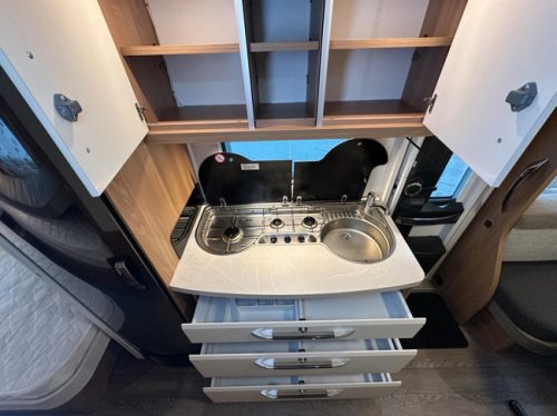 Hobby De Luxe 495 UL IC Silverline photo: 9