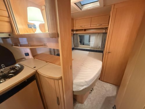 Fendt Saphir 470 TDB CAMA FRANCESA ASIENTO REDONDO AVANC&Eacute; foto: 6