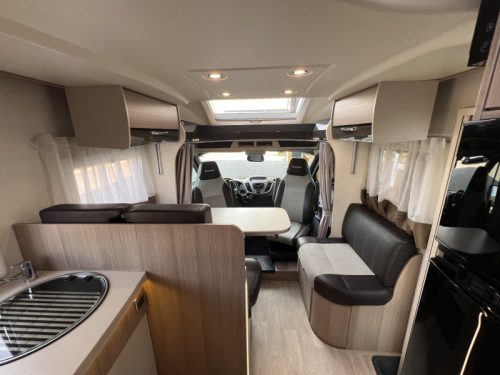 Chausson Titanium 718 XLB Queensbed photo: 8