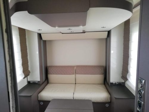 B&uuml;rstner Lyseo Privilege 745 with two luxury drop-down beds photo: 12