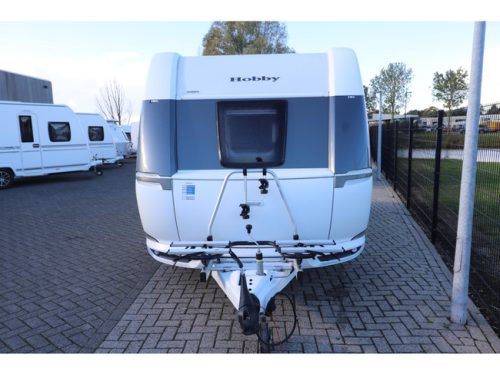 Hobby De Luxe 400 SFE Mover / Awning photo: 4