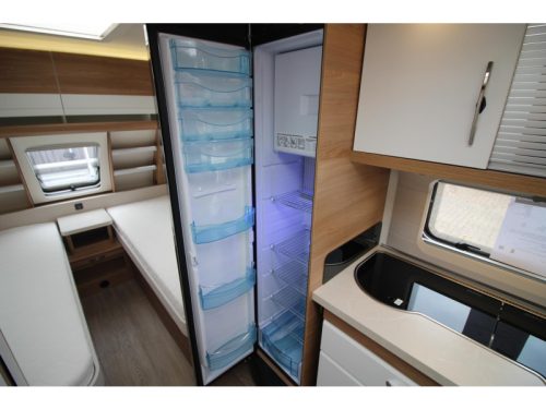 Hobby De Luxe 495 UL Mover+Lithium, 1st owner photo: 13