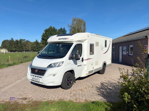 Rapido S6 640 F Queensbett nur 6,50m Foto: 3