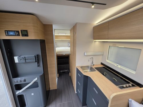 Adria Coral 670 DL 60 Years  photo: 18