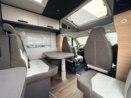 Knaus L!ve Ti 650 MEG Single beds  photo: 8