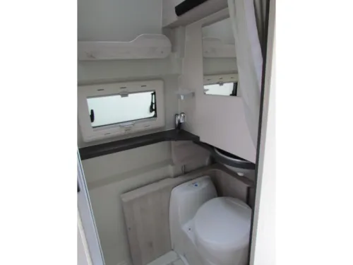 Karmann Dexter 555 D/H-Bett, 5 Personen Foto: 6