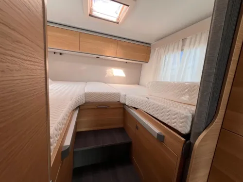 Adria Coral XL 660 SL AUTOMATIK Foto: 7