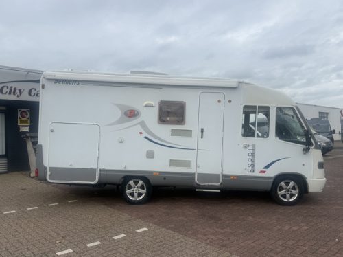 Dethleffs Esprit 2.8 128 hp overcab bed bunk bed awning bike rack 2x solar panel roof air conditioning camera face to face garage photo: 2