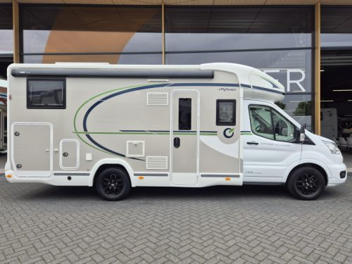 Chausson Titanium Ultimate 777 Arctic WITHOUT POP-TOP ROOF photo: 5