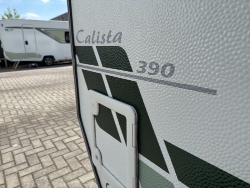 Chateau Calista 390 TZF Awning/Bike rack photo: 11