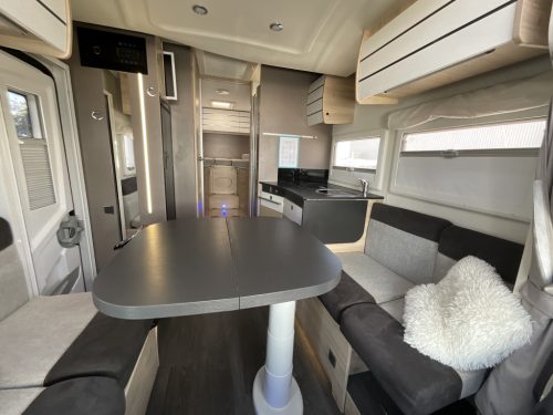 Challenger 337 GA with single beds photo: 16