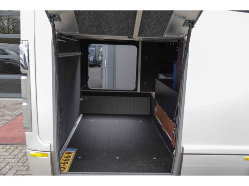 NIESMANN BISCHOFF Arto 83B 180Pk Automatic | Overhead lockers | Bar seating | Leveling system | Roof air conditioning photo: 23