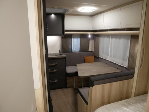 Hobby De Luxe 400 SFE JETZT BEI VAN EIJK CARAVANS! Foto: 13
