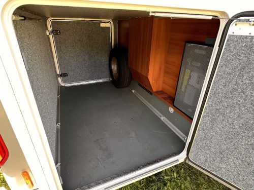 Carthago Chic C-Line I 4.9 SUPERIOR-AUT-LEVEL-AIRCO photo: 5