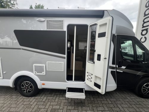 Sunlight T68 ADVENTURE EDITION SINGLE BEDS+POP-TOP ROOF 9-SPEED AUTO photo: 5
