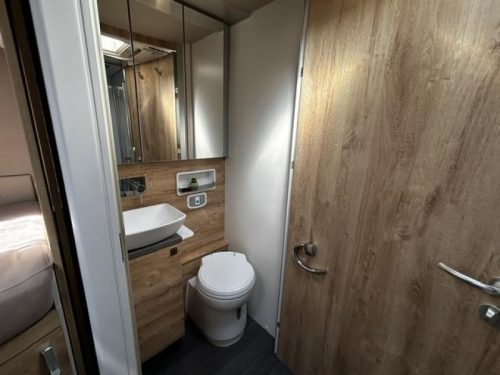 Frankia Platin 7900 GD V6 Autom 2xAirco Levelsys  photo: 6