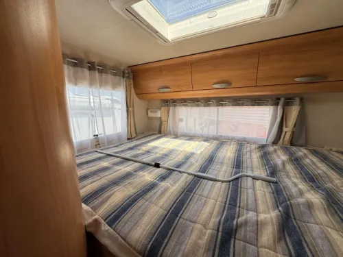 Adria Adriatik 660 SP Family Camper 2 air conditioners photo: 16