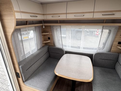 Fendt Bianco Selection 465 TG Single beds - Awning photo: 3