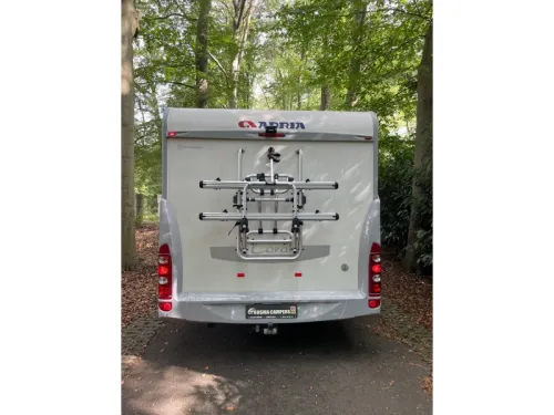 Adria Coral S 690 SP Queensbed Airco 2009 photo: 5