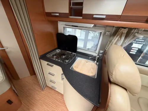 Knaus Sun Ti 650 Top Layout AC 80000 km photo: 14