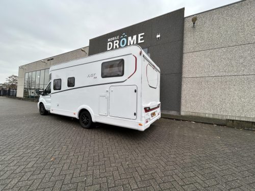 Dethleffs Just Go 7055 EB Automaat en hefbed  foto: 3