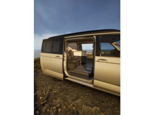 Volkswagen California Ocean 1.5 eHybrid 180 kW / 245 PK DSG 4Motion Facelift attendu en novembre photo : 7