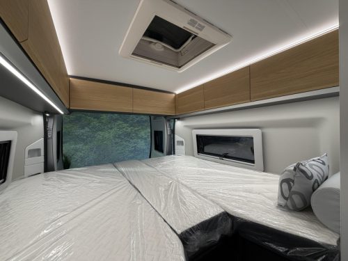 Adria Twin 640 SLB 60 years / automatic  photo: 15