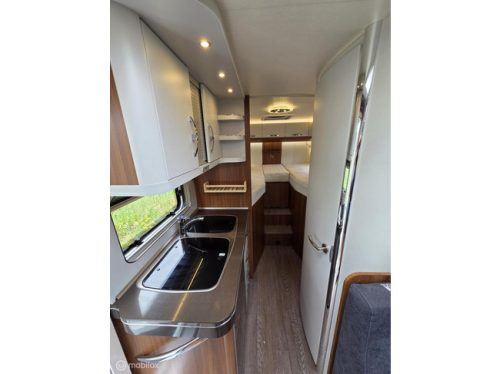 Hobby V65 GE 50 Years 2018 ☆Single beds-51kkm-Euro-6 ☆ photo: 18