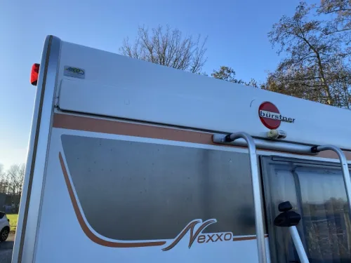 B&uuml;rstner Nexxo T 660 NL Camper | 2nd Owner photo: 4