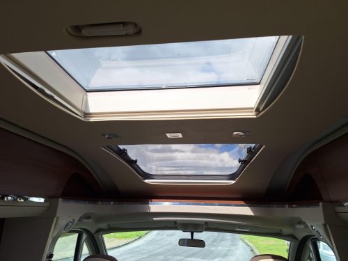 Adria Coral S 650 SF Cama francesa foto: 8