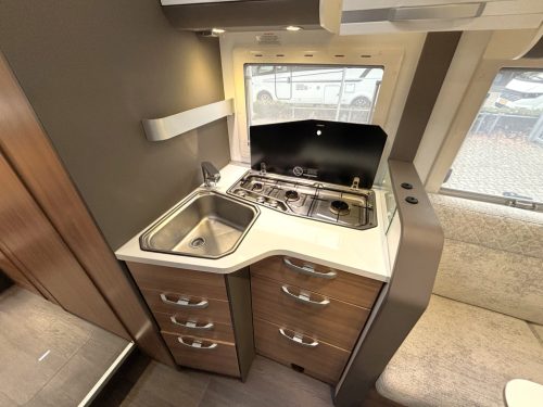 Adria Matrix 670DL EINZELBETTEN HUBDACH FACE TO FACE 48.770KM Foto: 7