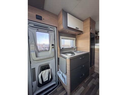 Weinsberg CaraLoft 650 MEG foto: 14