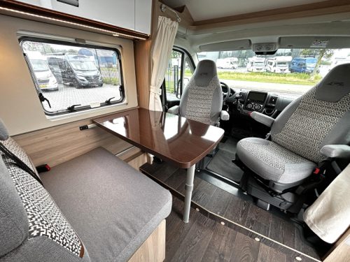 Laika Compact V 9 Single beds/6.60m/2021 photo: 9