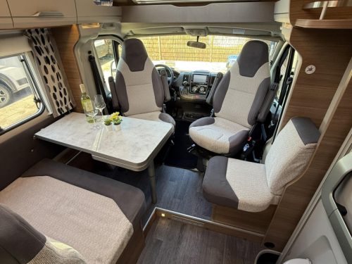 Knaus Van TI 650 MEG Automatic 9G! Towing hitch! photo: 11