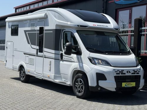 Adria Coral 650 DL - AUTOMAAT Foto: 16