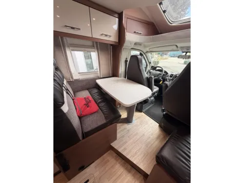 LMC Breezer Sportline 607 Fiat 150PK Anh&auml;ngerkupplung Foto: 17
