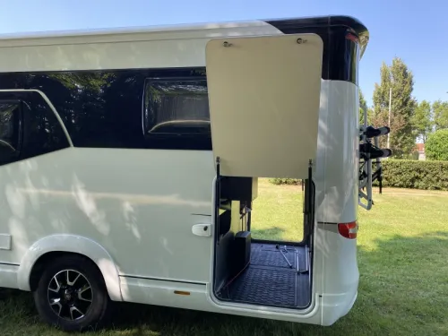 Hobby Premium Drive 70 GE Ausgezeichnet gepflegt Foto: 4