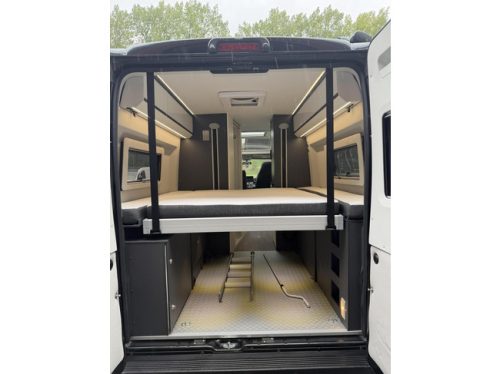 Adria 640 SGX Twin Supreme 9T-Automatic Lithium Inverter Solar Panel photo: 20
