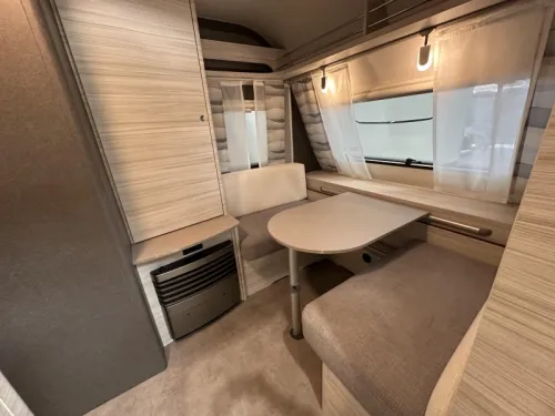 Dethleffs C'Joy 460 LE awning | ex-rental photo: 10