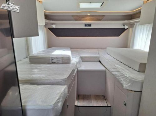 Hymer Exsis-I 580 PURE ENKEL BED 214CM +  HEFBED Foto: 6
